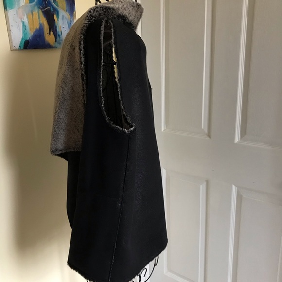 Marc New York by Andrew Marc Women's Black Faux Sherpa Vest Size Small - Picture 9 of 12